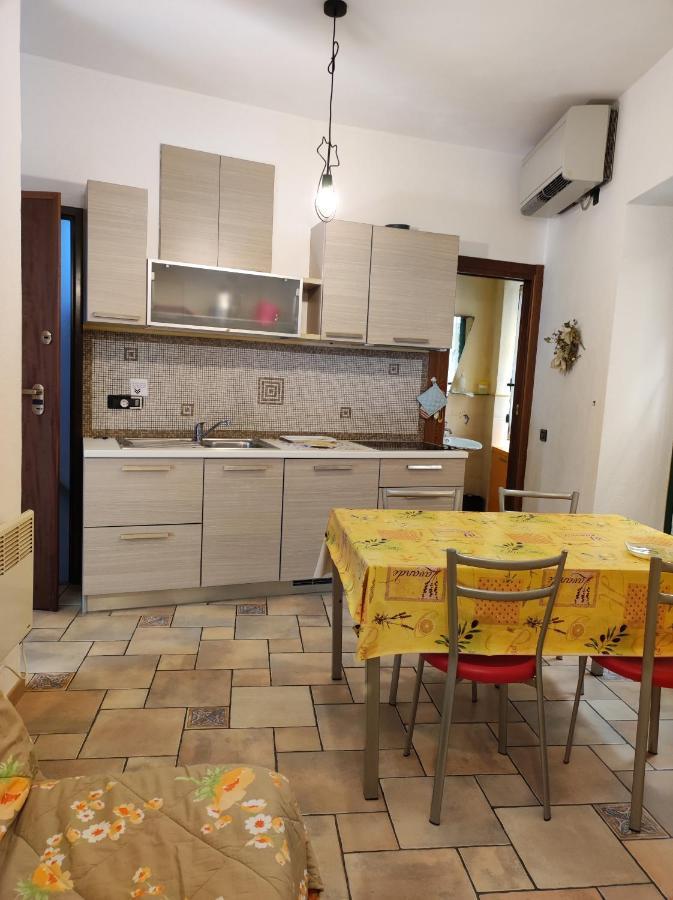 Bilocale Nella Vecchia Citta' Di Mentone Daire Dış mekan fotoğraf